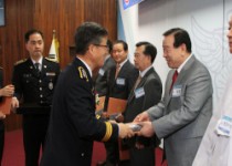 서울특별시지방경찰청 이승달 이사장님께 감사장 수여
